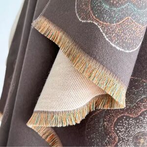 Large/Winter Brown/Cream 2-sided warm Flora Scarf Shawls for Women